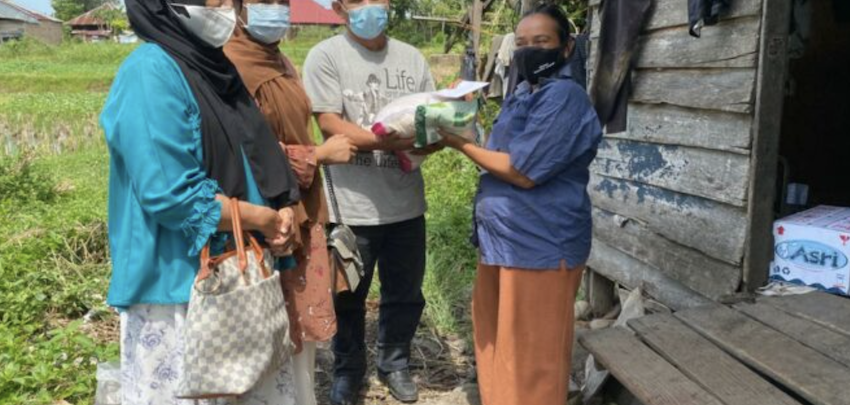 Di Gubuk Reot Berempat Beranak, Petani Terima Empati Andre Rosiade