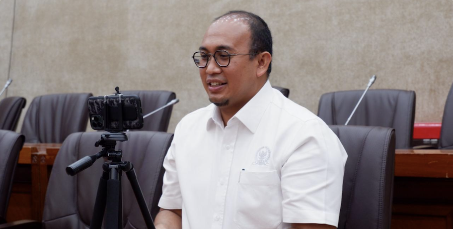Risma Ngomel soal Bansos, Andre Rosiade Ungkap Surat Blokir Direktur Kemensos