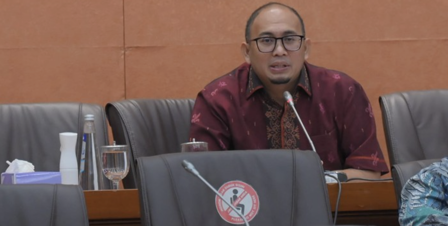 Urusan Pensiunan, Andre Rosiade Minta Erick Tegas ke Direktur Semen Indonesia