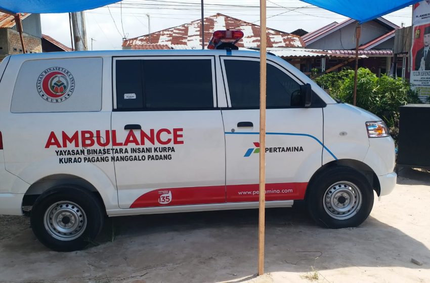 Jemaah Masjid Raya Ansharullah Dapat Mobil Ambulans Baru dari Anggota DPR RI Andre Rosiade
