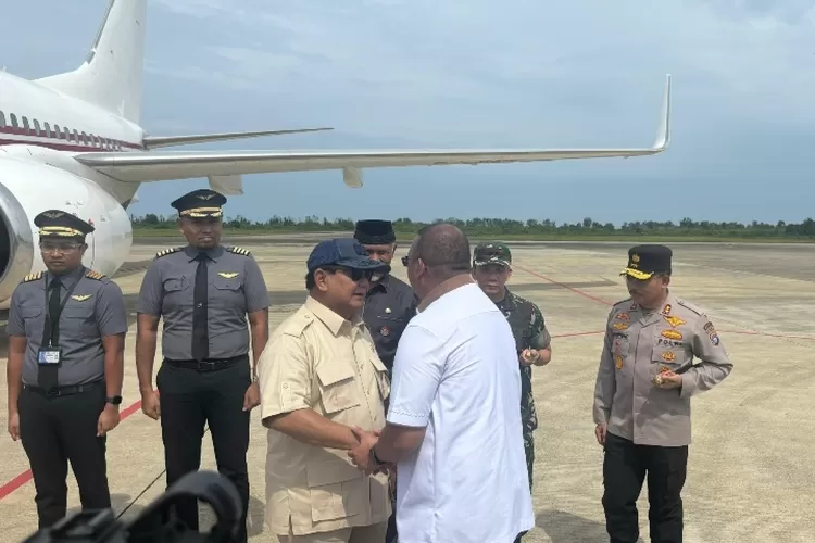 Dengar Bencana Alam Sumbar, Andre Rosiade: Prabowo Langsung Terbang dari Luar Negeri ke Padang Beri Bantuan