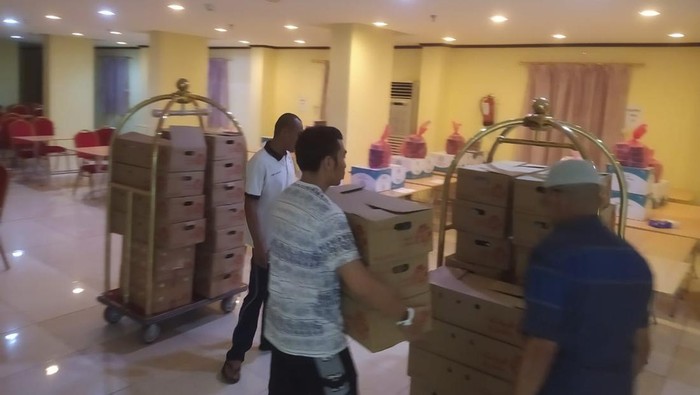 Andre Rosiade Penuhi Janji, 400 Paket Makanan Diterima Jemaah Asal Sumbar