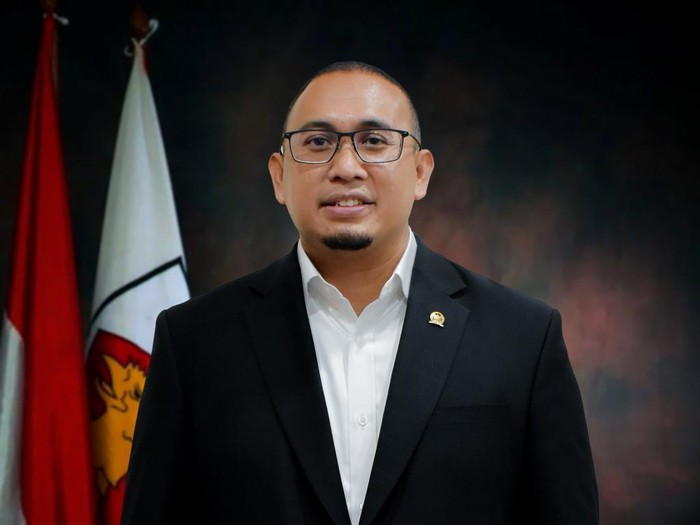 Andre Rosiade: Arahan Prabowo, Gerindra Sumbar Sebar 73 Ekor Sapi Kurban