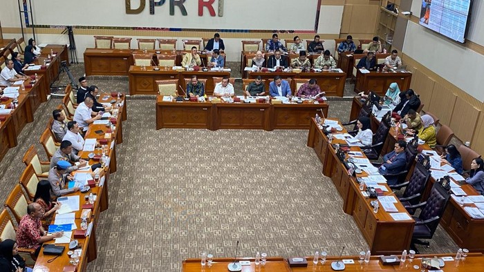 Komisi III DPR Audiensi Kasus Tewas Rahmad Vaisandri, Andre Rosiade Hadir