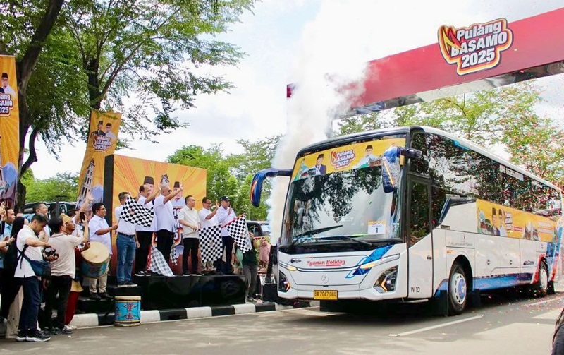 5.000 Pemudik Pulang Basamo 2025 Diberangkatkan Menuju Sumbar, Andre Rosiade: Bentuk Kepedulian Pak Prabowo