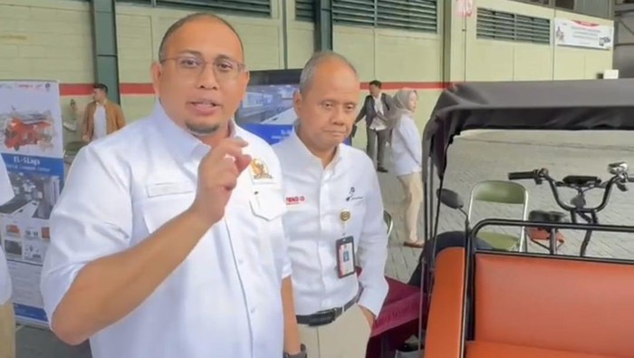 Andre Rosiade: Komisi VI Apresiasi Prabowo Pesan 70 Ribu Becak Listrik untuk Rakyat
