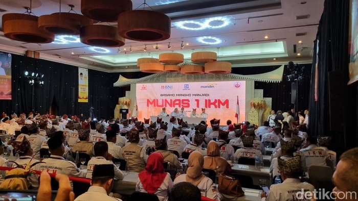 Di Depan Anggota IKM, Andre Rosiade Banggakan Orang Minang Dekat dengan Presiden