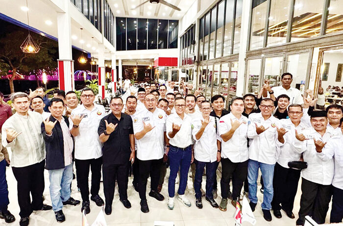 Ketum Andre Rosiade Silaturahmi dan Konsolidasi dengan IKM Kepulauan Riau
