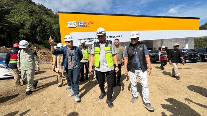 Andre Rosiade Tinjau Flyover Sitinjau Lauik, Pastikan Selesai Akhir 2027