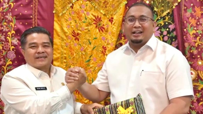 Andre Rosiade-Bupati Agam Sepakat Perjuangkan Proyek Underpass Padang Luar