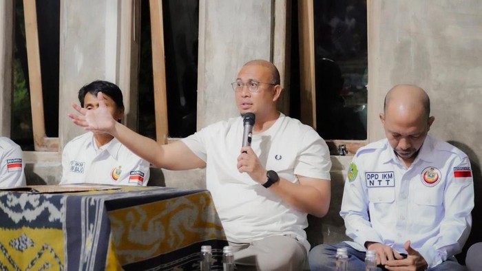 Andre Rosiade Resmikan Aula Perantau Minang di Labuan Bajo