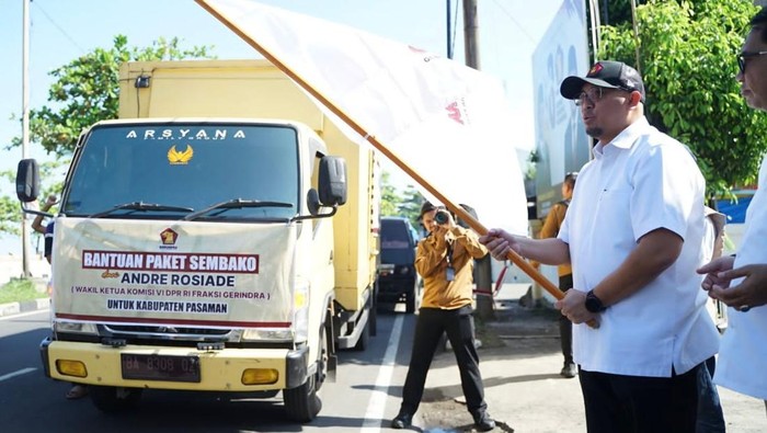 Andre Rosiade Kirim Bantuan untuk Korban Banjir di Pasaman dan Agam
