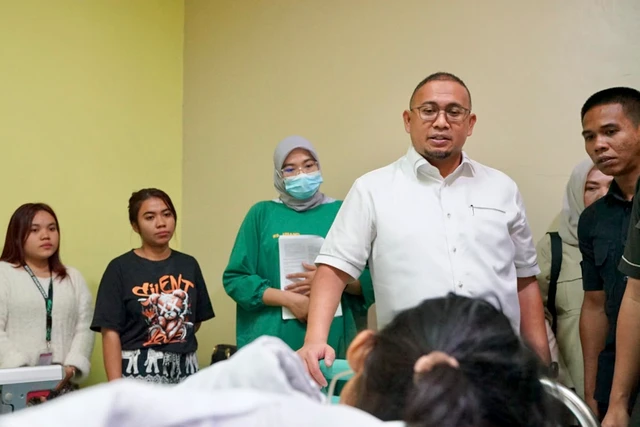 Andre Rosiade Bantu Pengobatan Anak Penderita Penyakit Jantung di Padang